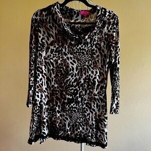 Max & Rina cowl neck, animal print top, sheer. Size M. EUC.